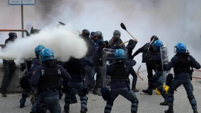 Schwere Randale bei Demonstration am Brenner