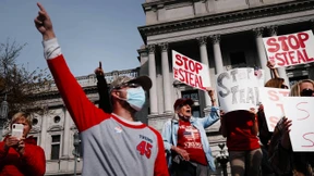 Facebook verbietet „Stop the Steal“-Gruppe