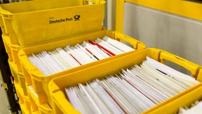 Corona läutet das Ende der Brief-Flut ein