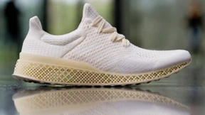 Schuhe aus der Hochgeschwindigkeitsfabrik