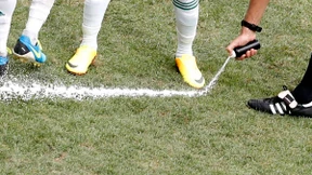 Torlinien-Technologie und Linien-Spray 