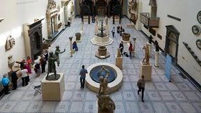 Angriff auf Englands Traditionen