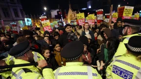 Hunderte Demonstranten gegen Boris Johnson