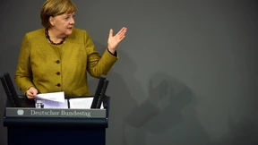 Merkel und die Papst-Attitüde