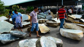 Milliardenschwerer illegaler Jade-Handel