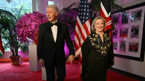 Clintons wollen doch vor dem Kongress aussagen