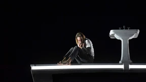 Es tropfen die Hähne, es klopfen die Nachbarn