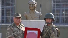 Türkischer Armeechef droht Syrien