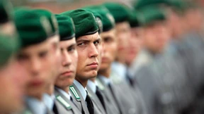 Schäuble will Wehrdienstleistende besteuern