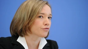 Schröder will Homo-Ehen steuerlich gleichstellen