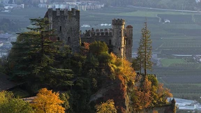 Die Antwort auf alle Fragen ist in seinen Cantos verborgen 