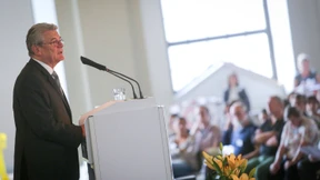 Gauck fordert besseren Zugang für Flüchtlinge in Europa