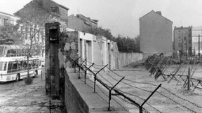 Medaille im Pappkarton