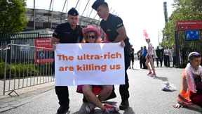 Klimaaktivisten blockieren vor Taylor-Swift-Konzert VIP-Eingang