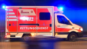 Fünf Menschen bei Autounfall schwer verletzt