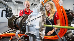 Männer dominieren weiter technische Branchen