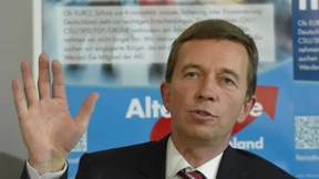 Lucke will Querulanten isolieren  