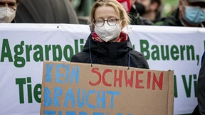 Tausende Menschen demonstrieren für eine ökologische Agrarwende