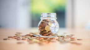 Viele Sparkassen und Banken senken Zinsen willkürlich