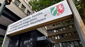 Seehofers Werk und Stamps Beitrag