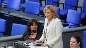 CDU-Politikerin Klöckner ist neue Bundestagspräsidentin