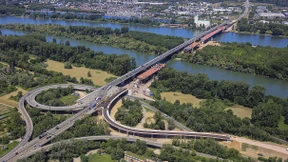 Wasser für den Brückenschluss