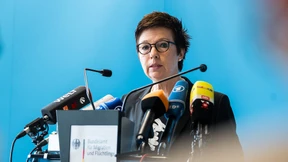 Amt überprüft 18.000 Asyl-Entscheide aus Bremen