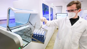 Inzidenz stagniert  – Neuinfektionen sinken leicht