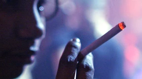 In Disco-Raucherräumen darf ausgeschenkt werden