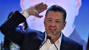 Konservativer Chaves wird neuer Präsident