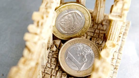 EZB-Beschluss zu Griechenland lastet auf Euro