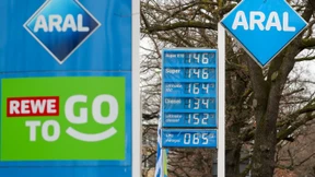 Warum E10 und Superbenzin plötzlich gleich viel kosten