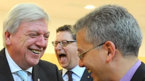 Diesseits und jenseits der Lager