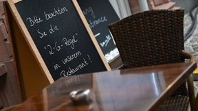 Mehr Geld, wenige Leute