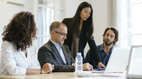 Von IHK-Zertifikat bis MBA – welche Weiterbildungen zahlen sich aus?