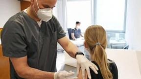 Es trifft vor allem die Ungeimpften