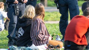 „Mein 16-jähriges Ich ginge bestimmt zu  einer Corona-Party“