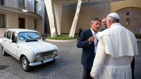 Auf der Flucht im R 4