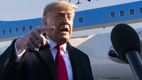 Trump bezeichnet Impeachment als „Hexenjagd“