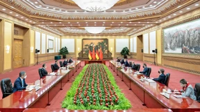 Zwölf Stunden China und zurück