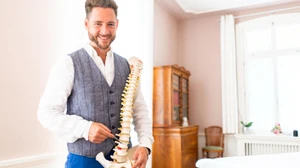 Osteopath Martin Ott: „Übergeordneter Adlerblick“