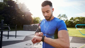 Können Smartwatch und Handy durch KI den Trainer ersetzen?