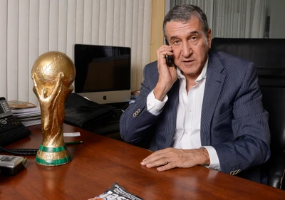 Rekordhalter: Sechs WM-Turniere hat der Brasilianer Carlos Alberto Parreira (hier 2013) als Trainer erlebt.