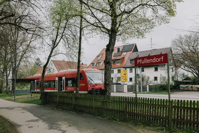 Die „Räuberbahn“ fährt auf einer rund 25 Kilometer langen Strecke zwischen Altshausen und Pfullendorf in Baden-Württemberg.