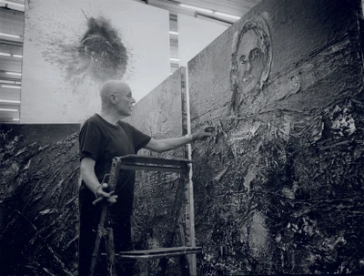 Kiefer in Croissy bei der Arbeit an einem der Bilder für seine Mailänder Ausstellung.