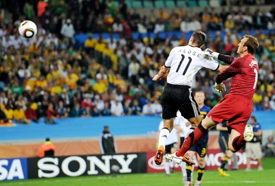 Rekordtorschütze: So oft wie Miroslav Klose hat kein Spieler bei Weltmeisterschaften getroffen – hier 2010 gegen Australien.