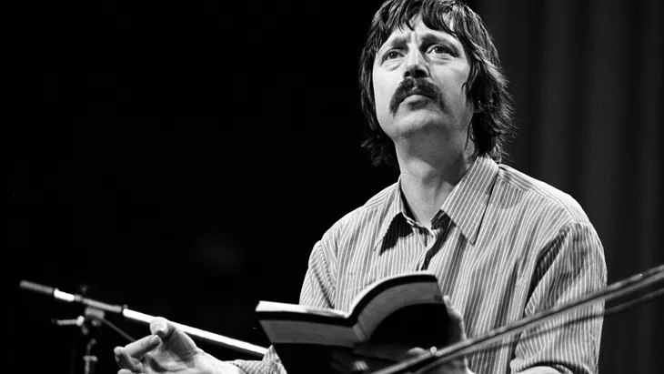 Stein des Anstoßes: Wolf Biermann bei seinem Konzert in Köln am 13. November 1976