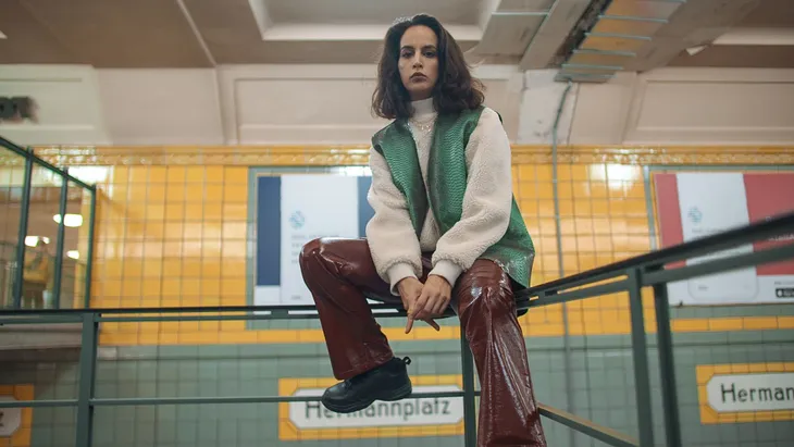 Geht ihren eigenen Weg: Rapperin Ebow