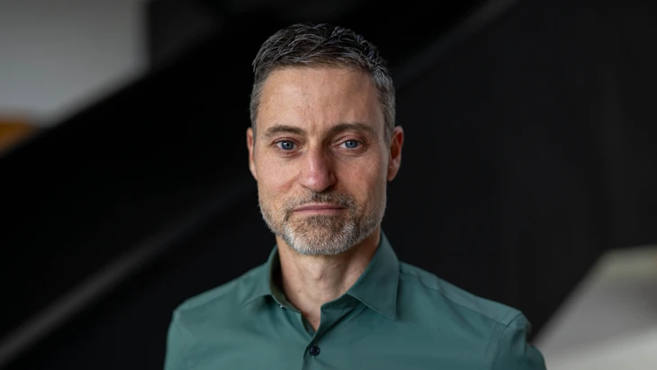 Spricht über das Paradox der Erinnerung: Meron Mendel, Direktor der Bildungsstätte Anne Frank