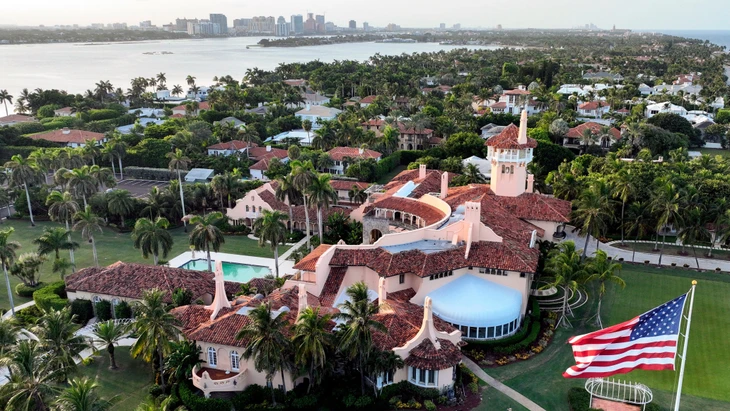 Luftaufnahme des Privatanwesens Mar-a-Lago von US-Präsident Donald Trump in Palm Beach